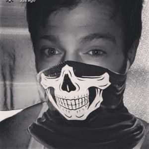 Meet your Posher, Jonny